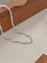 高級感あふれるツイストデザインのパールネックレス【二重巻き・個性的・シンプルな鎖骨チェーン】