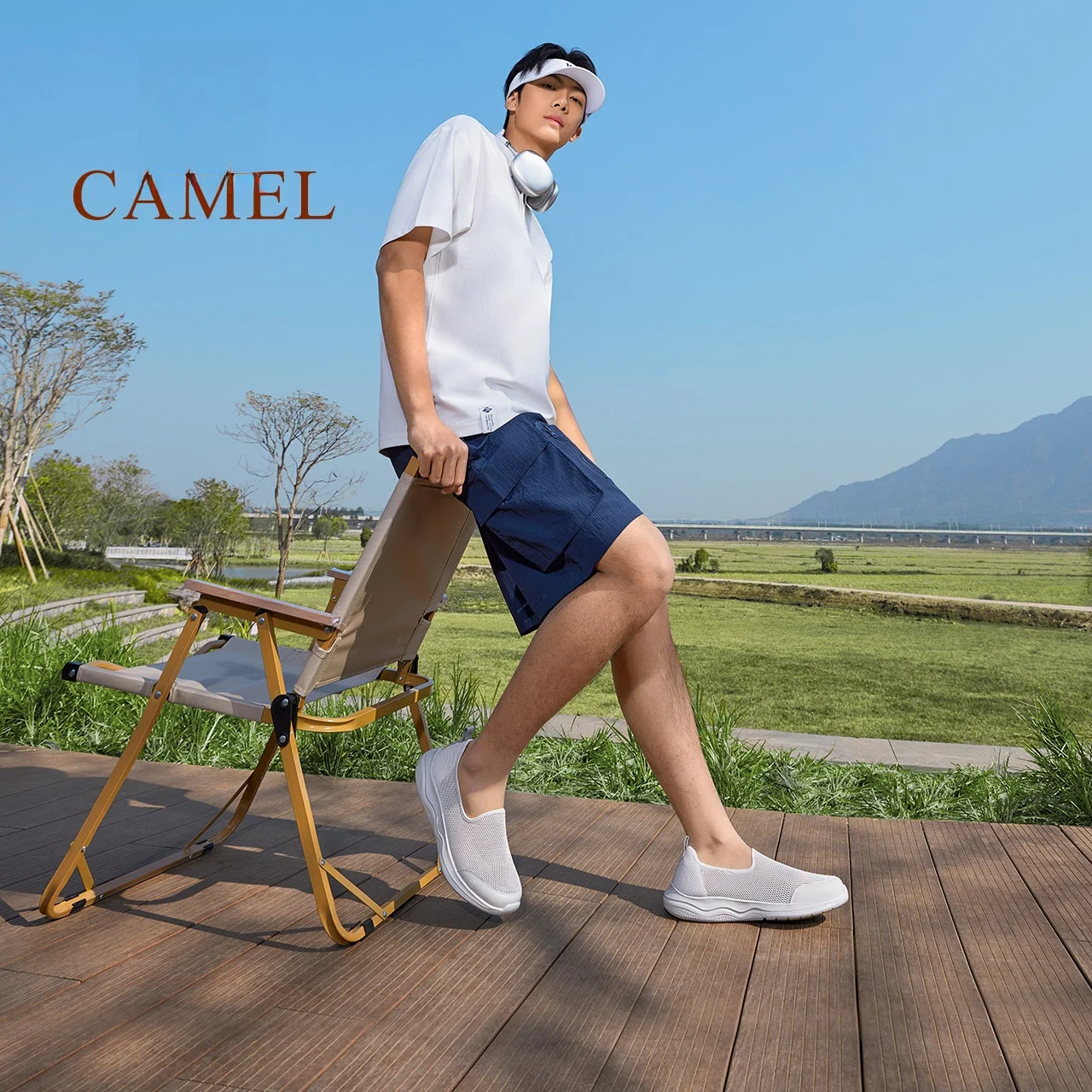 動きやすい靴としてのCamel/骆驼メッシュシューズ：通気性と軽量設計による長時間歩行への適応