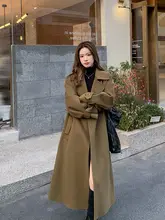 高級感のある両面キャッシュミア中長丈コート【女性用・スリムフィット・ニットデザイン】
