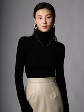 万大奕 高級感ある無縫一体型メリノウールタートルネックニットシャツ【薄手・長袖・冬用】