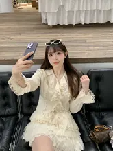 フレアスリーブシャツとレーススカートの春季新作コーディネート（セットアップ対応）