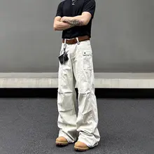 米白色の微フレアデザイン作業パンツ【多ポケット・フィット】