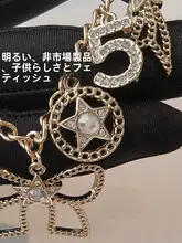 蝶のデザインが美しいペンダントネックレス【軽やかな着用感・高級感あるロックコレクション】