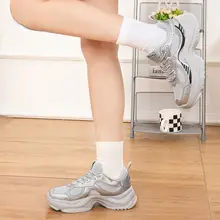 防水レザーの厚底トレーニングシューズ【冬用・シルバー・カジュアルスタイル】