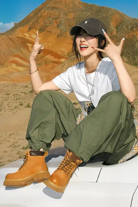 Camel 防水加工の厚底マーティンブーツ【登山用・女性用・工事現場にも対応】