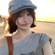グレーのショートスリーブトップス【オフショルダー・女性用・夏用・猫デザイン】
