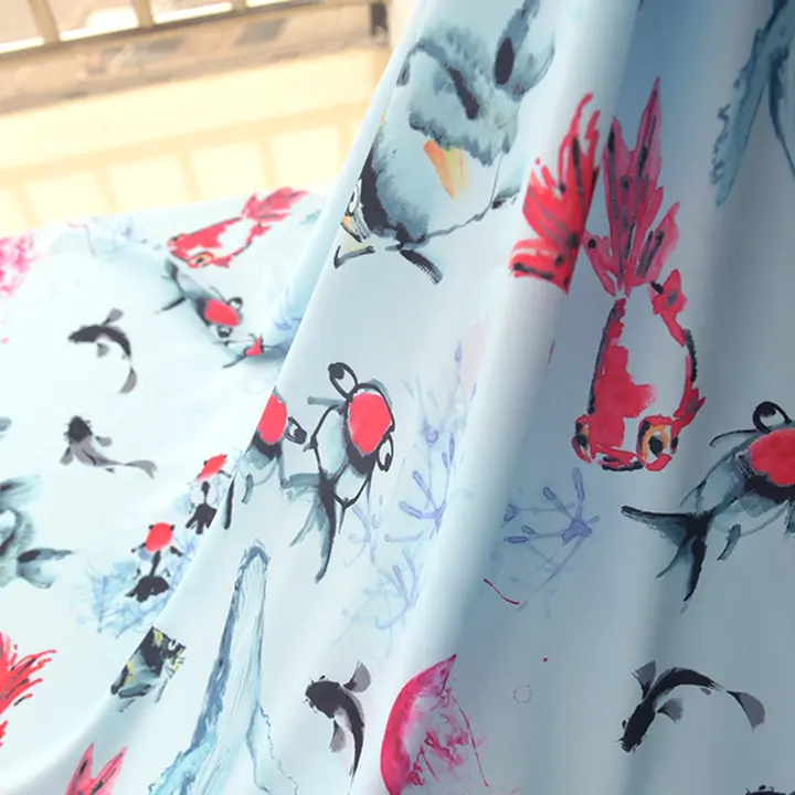 水墨風金魚デザインの布地【天ブルー・雪紡・漢服装飾用】