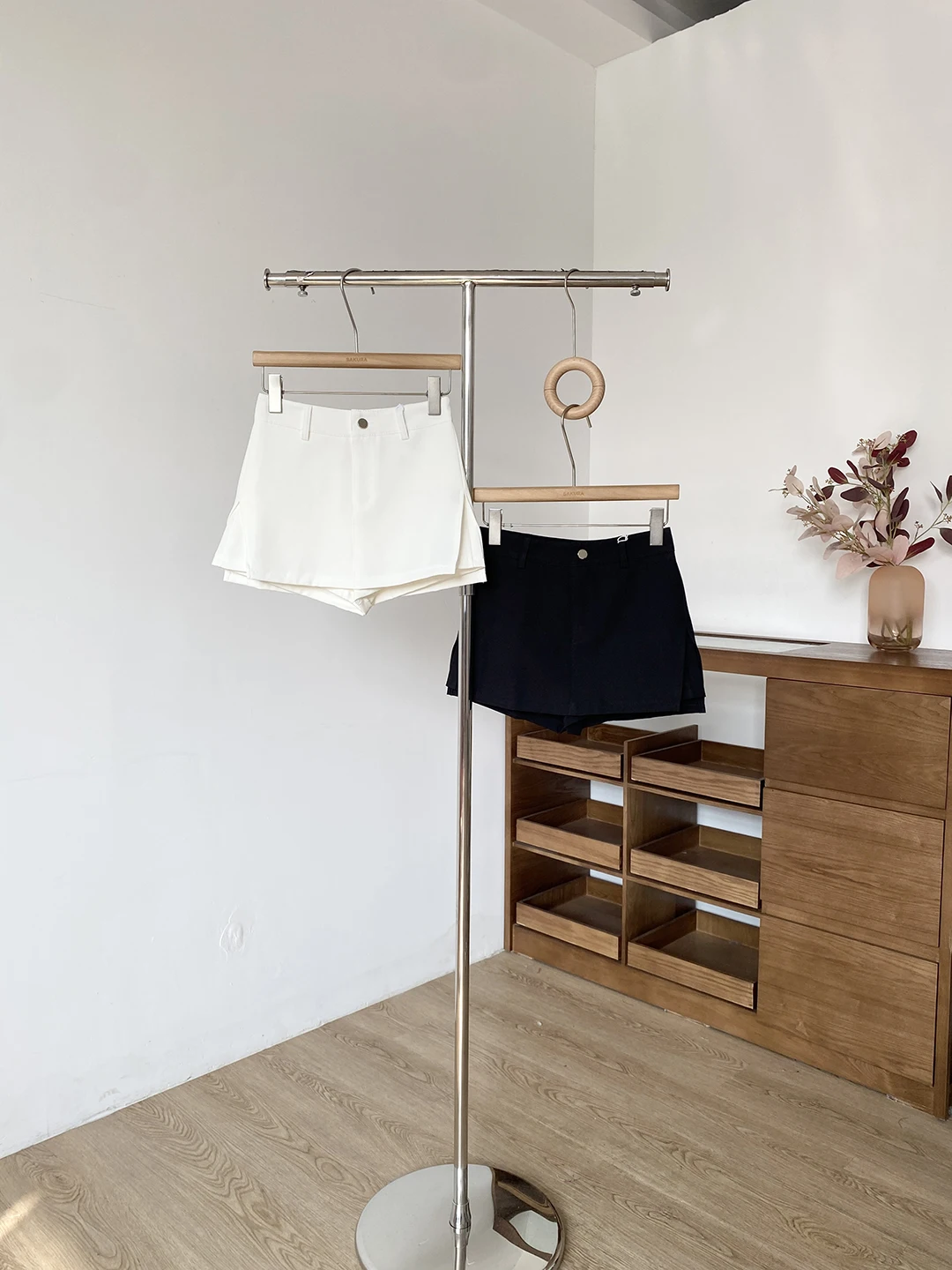 30代の女性が今流行りの服を選ぶとき、どうすれば失敗しないのか？
