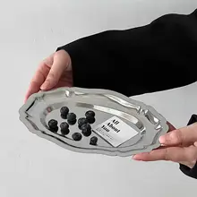 おしゃれなオーバル型トレー【ステンレス製・レトロ風・区切り付き】
