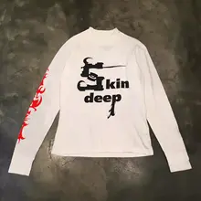 個性的なデザインの長袖Tシャツ【男女兼用・フレームプリント・秋用】
