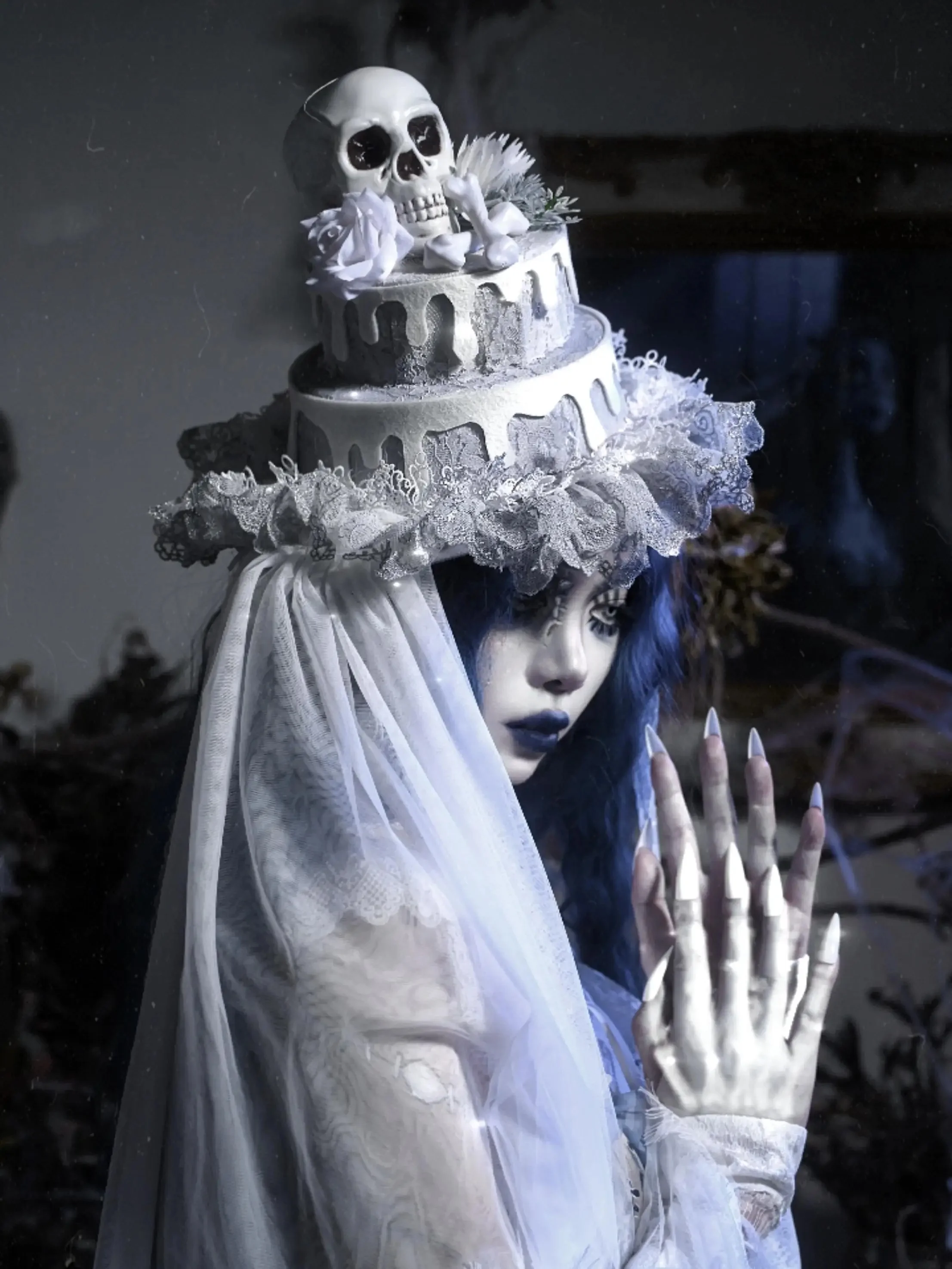 ハロウィンに彼女にあげる「骸骨のゴシックハット」は、本当に人気なの？
