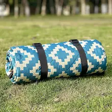 超大サイズの防水ピクニックマット【厚手・アウトドア用・キャンプ＆ビーチ対応】
