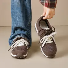 厚底デザインの冬用レトロスニーカー【女性用・ブラウン・カジュアル・スポーツ】