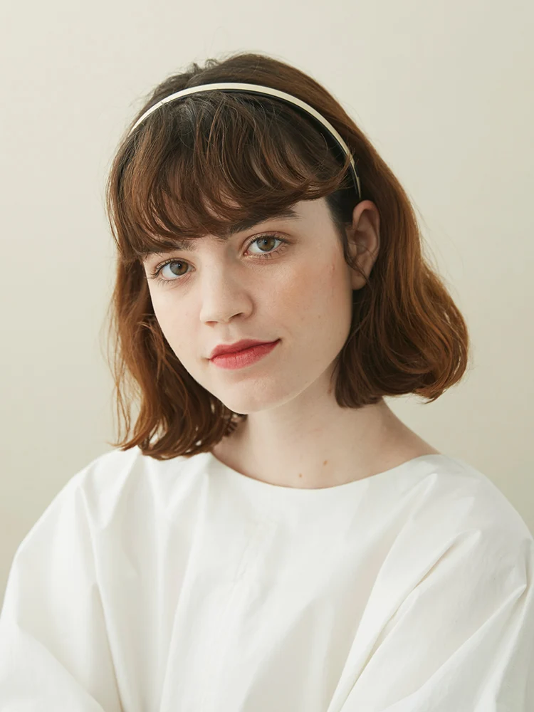 ヘアーアップスタイルで失敗しない方法は？特別限定デザインのヘアバンドが解決する理由