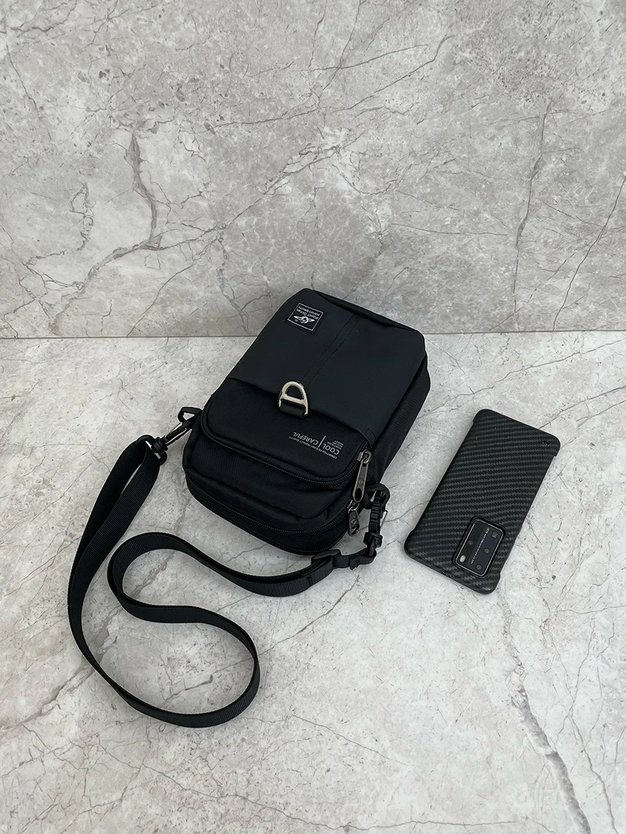 ミニ携帯ポーチ：every day carry に最適なウエストバッグの実用性と設計解析