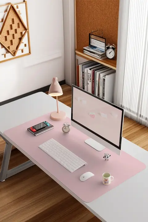 大きなピンクのマウスパッド【オフィス用・学習机用・キーボード保護】