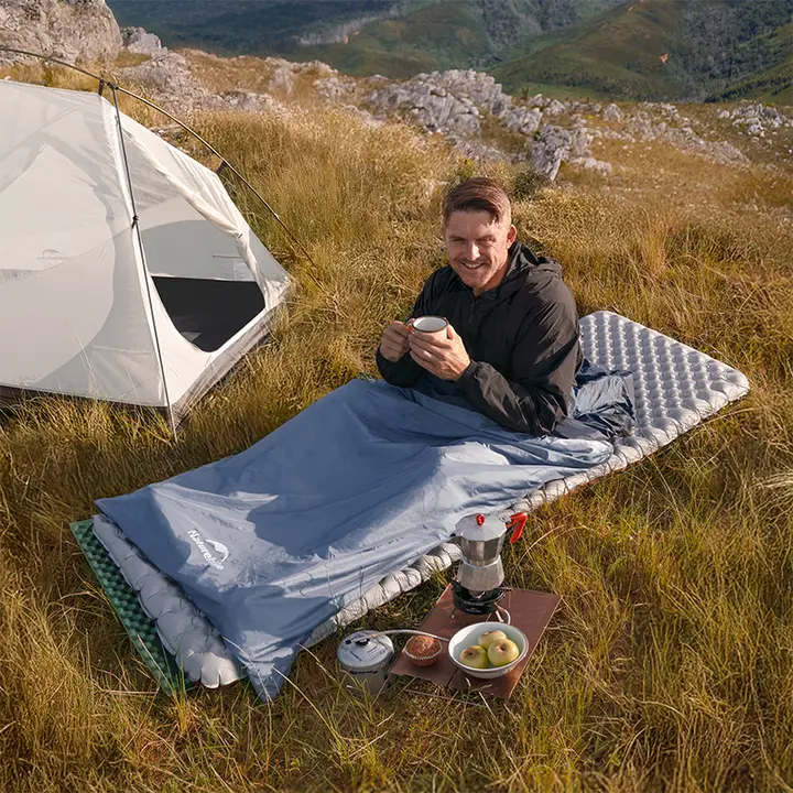 Naturehike 超軽量ポータブル封筒型スリーピングバッグ【シングル・アウトドアキャンプ・二人用にも対応】（セットアップ対応）