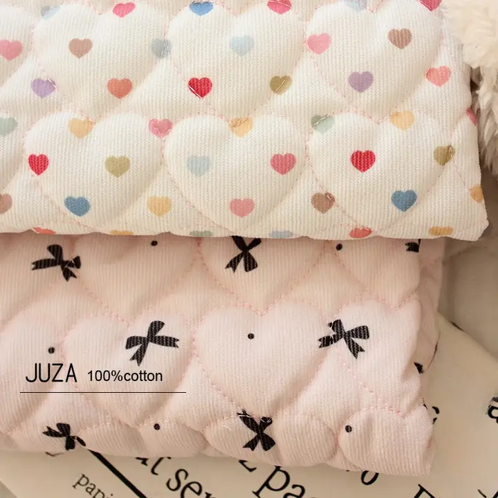 ハートデザインのDIY用保温キルティング生地【衣服や寝具用】