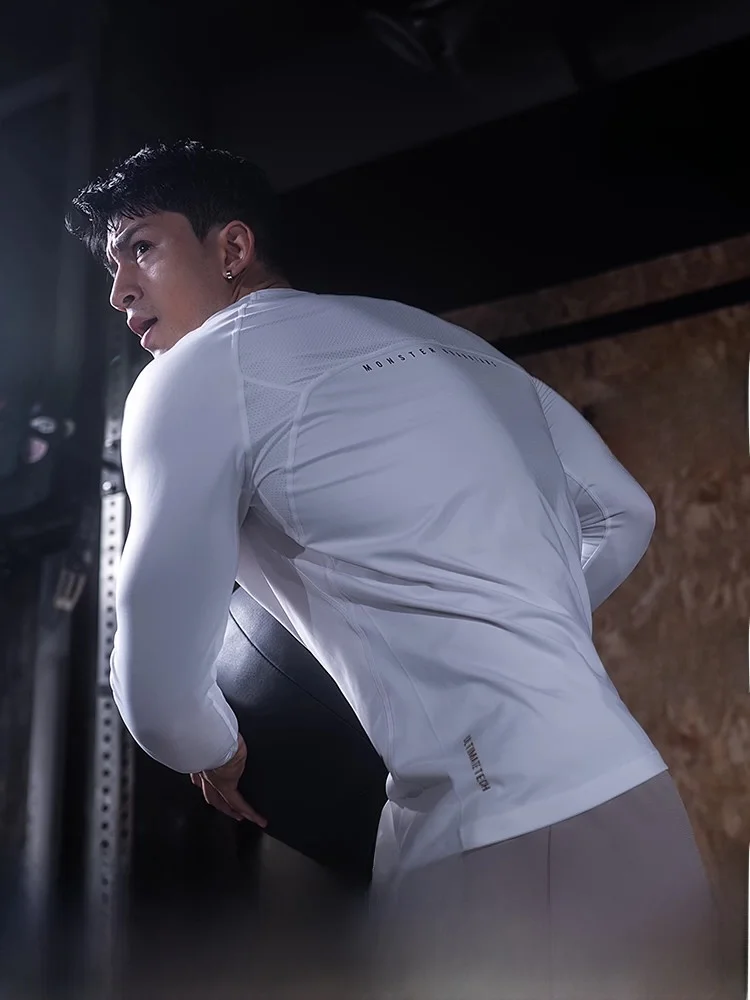 Monster Guardians メンズ吸湿速乾トレーニング長袖Tシャツ：スポーツトレーナーとしての機能性と実用性を解説