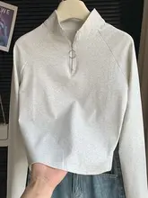 グレーのシンプルカジュアルハーフジップ立襟Tシャツ【女性用・薄手・トレンディ・スリーブレス】