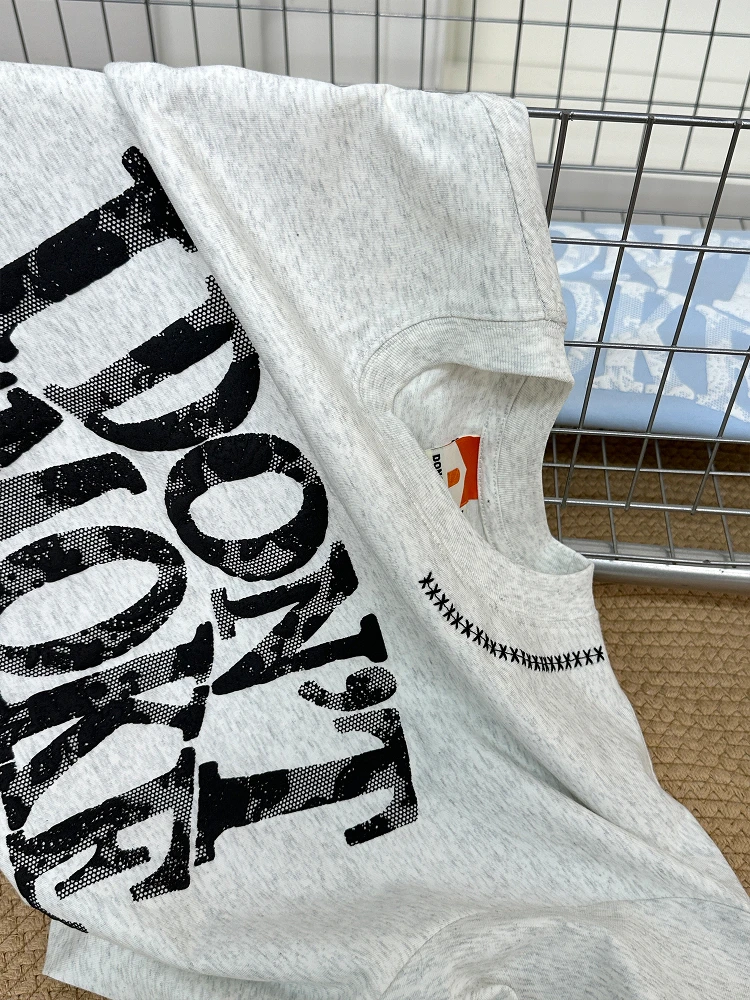 ドンペン tシャツはどんな感じ？価格や選び方、おすすめのシーンを徹底解説