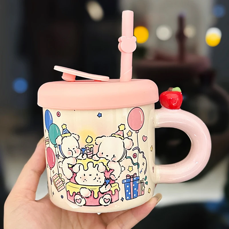 可愛い犬デザインのストロー付き陶器マグカップ：出産祝いに最適なデザインと使い勝手の実証