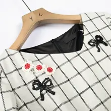 刺繍デザインのチェック柄コットンワンピース【冬用・極上の柔らかさ・ビーズ装飾】