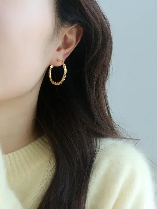 極上の柔らかさの金属製イヤリング【ノーピアス・ユニークデザイン】