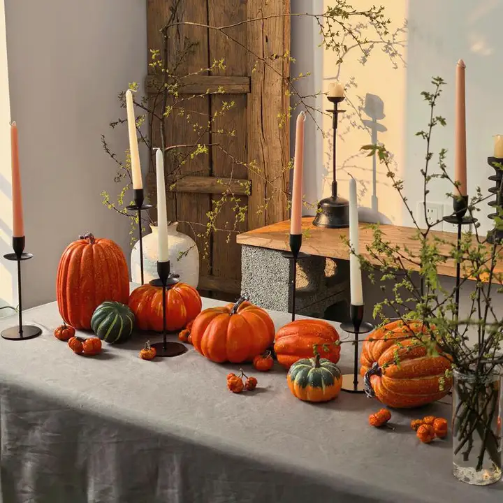 ハロウィン向け のリアルなカボチャオブジェ【収穫感あふれるデザイン・デスクインテリア】