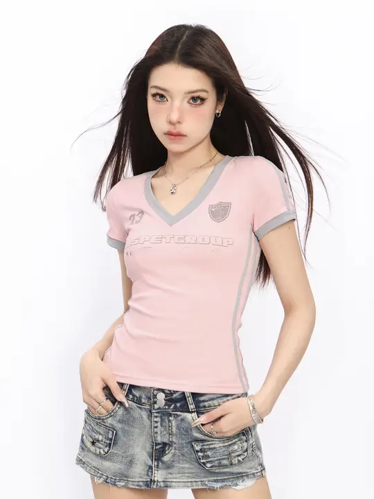 BIGGOLD ピンク Y2K スリーブレス Tシャツ【レディース・ショートスリーブ・Vネック・フィットデザイン】
