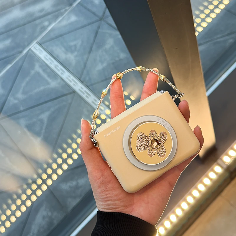 6インチスマホに合うスマホケースは？ハングストラップ・スタンド付きの磁気吸着ケースが今、注目されている理由