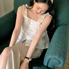 レースフリルデザインのノースリーブブラウス【個性的なフレンチスタイル・女性用】