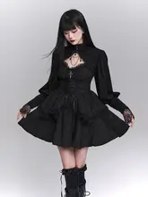 ゴスロリスタイルの黒いキャミソールワンピース【個性的・ハロウィン用・フレアスカート】