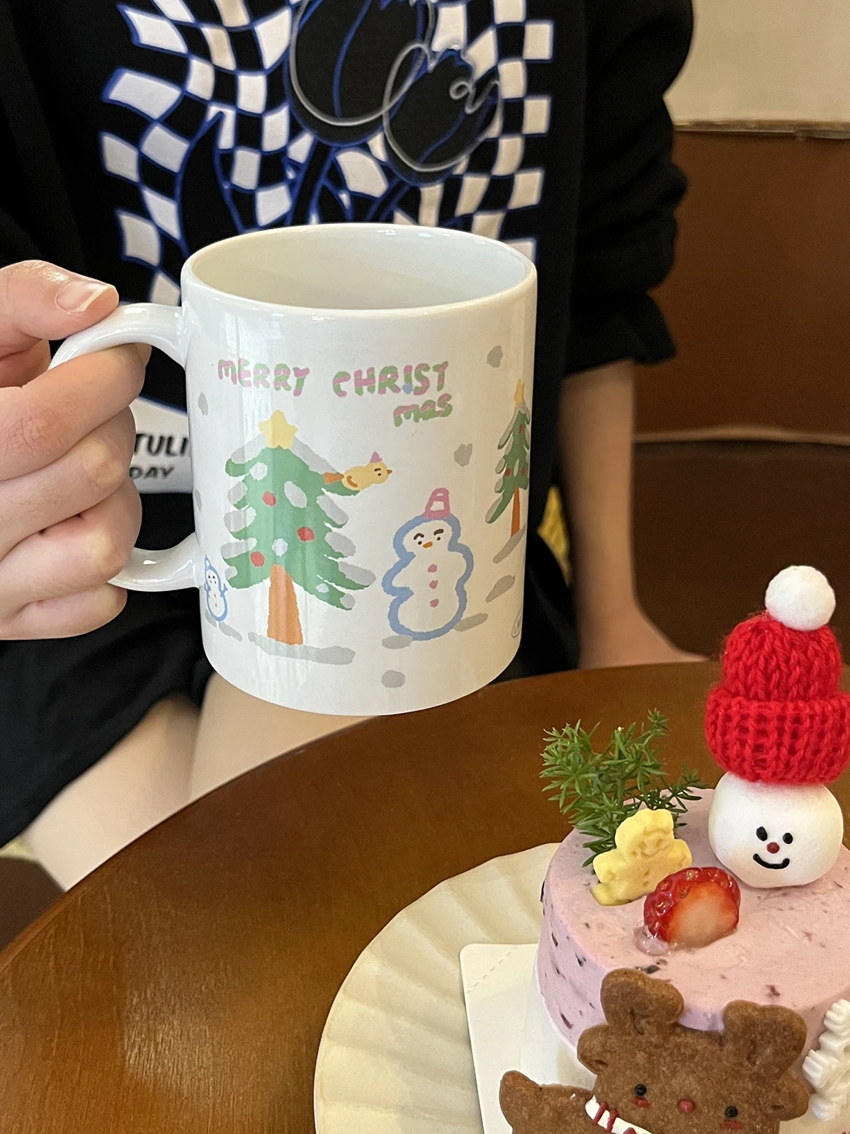 雪だるまグッズで失  敗しない選び方は？インテリアやプレゼントに最適なマグカップの秘密を解説