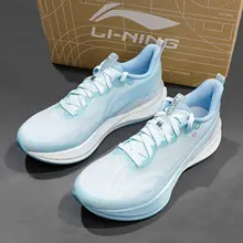 ランニングシューズ【女性用・プロフェッショナル競技用・軽量・通気性】