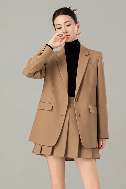 高級感のある精練ウール製女性用ジャケット【秋用・オーバーサイズ・カジュアルスタイル】