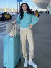 シンプルでおしゃれなスーツケース【キャスター付き・ファスナータイプ・旅行用・男女兼用】