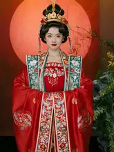刺繍入りの婚礼用漢服【華やかなデザイン・二重仕立て・着物スタイル】（セットアップ対応）