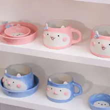 かわいい動物デザインの水杯【手描き・ブルーとピンクのウサギ・陶器製】（セットアップ対応）