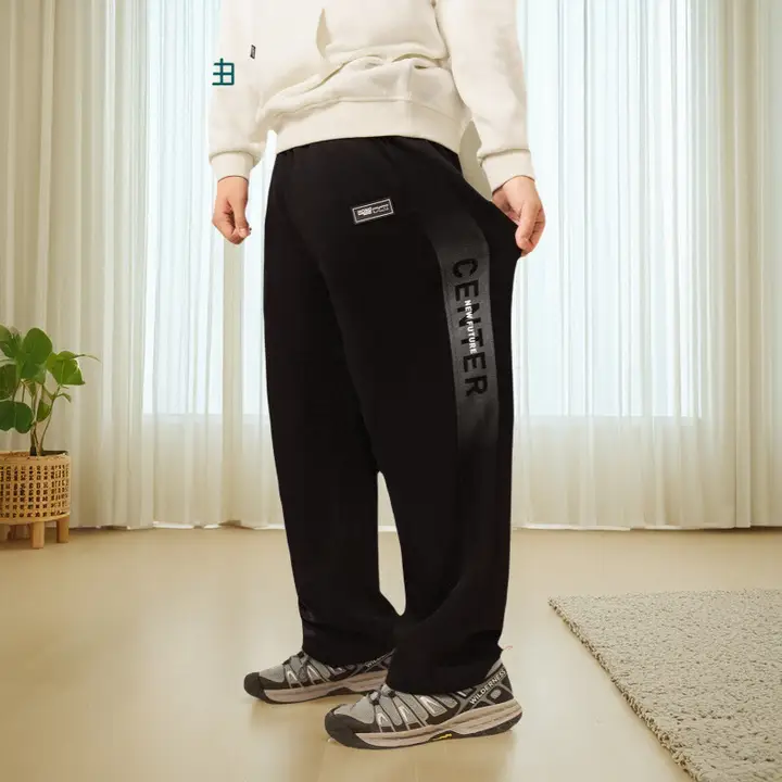 耐久性に優れた男児用ストレートスポーツパンツ【春秋用・大きめサイズ・動きやすいデザイン】