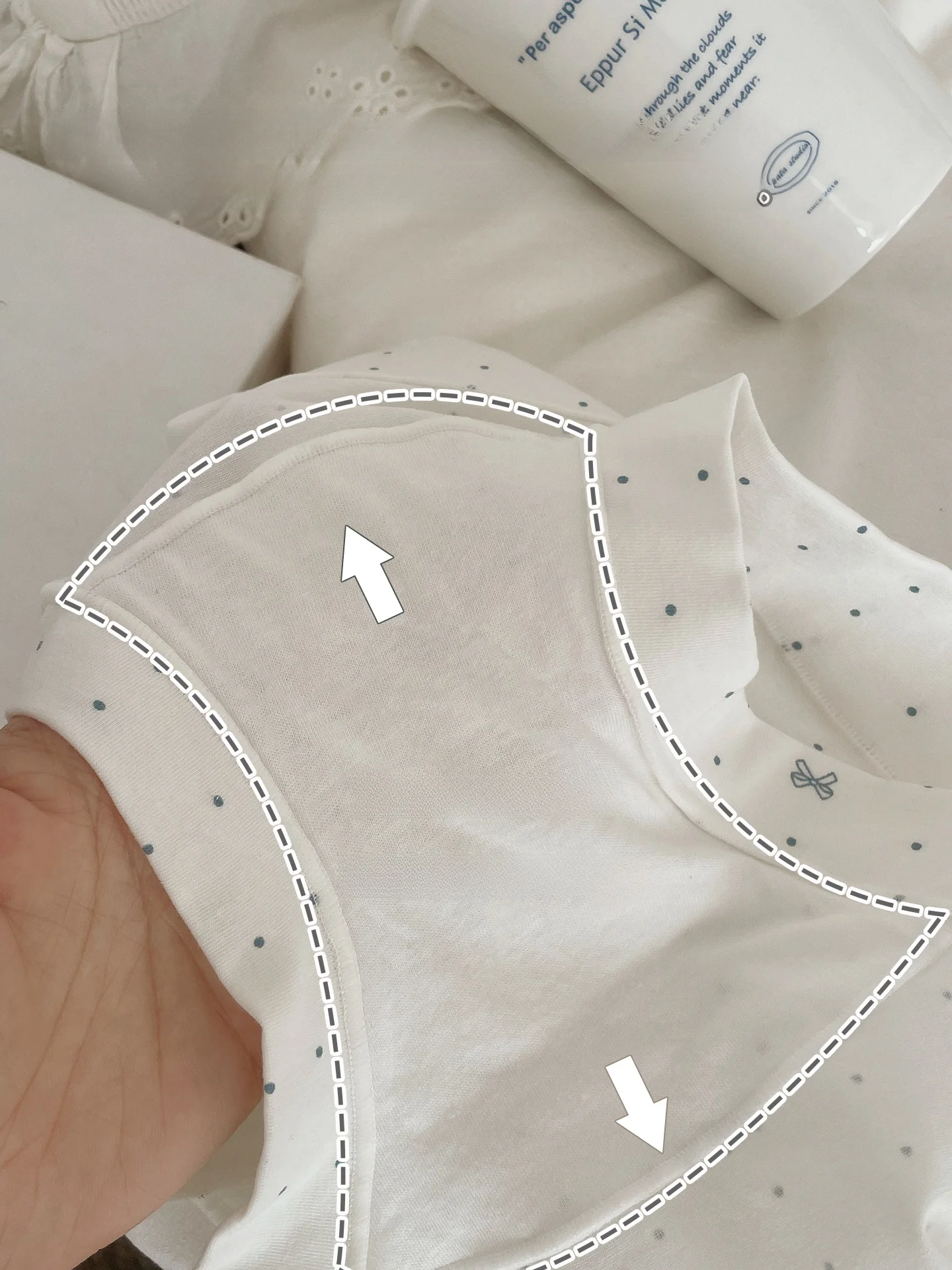 スポーツ用女性用パンツ：綿100%の通気性と無痕デザインが実用性を実現