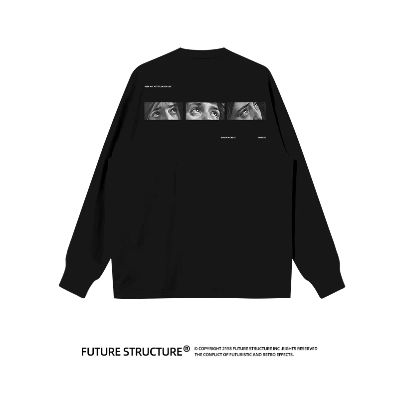 秋冬用のゆったりとした長袖Tシャツ：横から着る際のスタイリングと機能性の実証