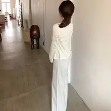 浪漫的なレースデザインのリネン混ニット【トップスとパンツのセットアップ対応】