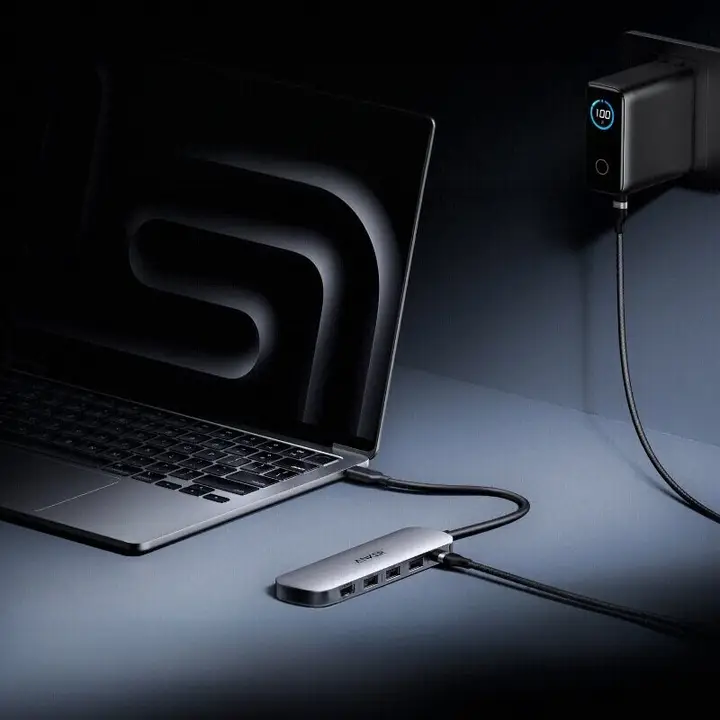 ANKER 多機能Type-Cハブ【HDMI出力・USB接続・MacBookおよびiPad対応】