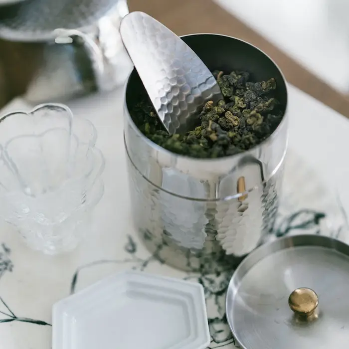 手作りステンレススチール茶葉缶【ハンマートーン仕上げ・二重密閉】