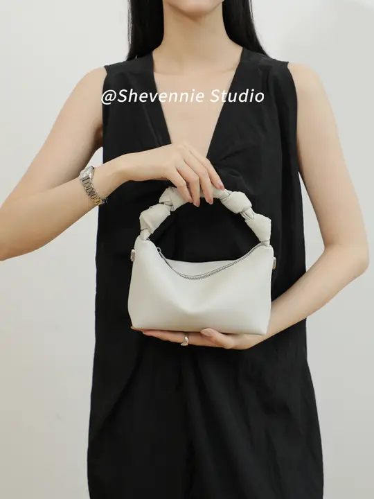 Shevennie 本革レトロ結びデザイン雲型バッグ【手提げ・ショルダー対応】