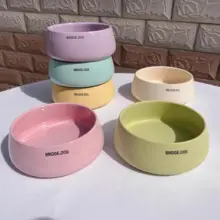 可愛い猫ちゃんと犬ちゃんの水碗【陶器製・デザイン・家庭用】