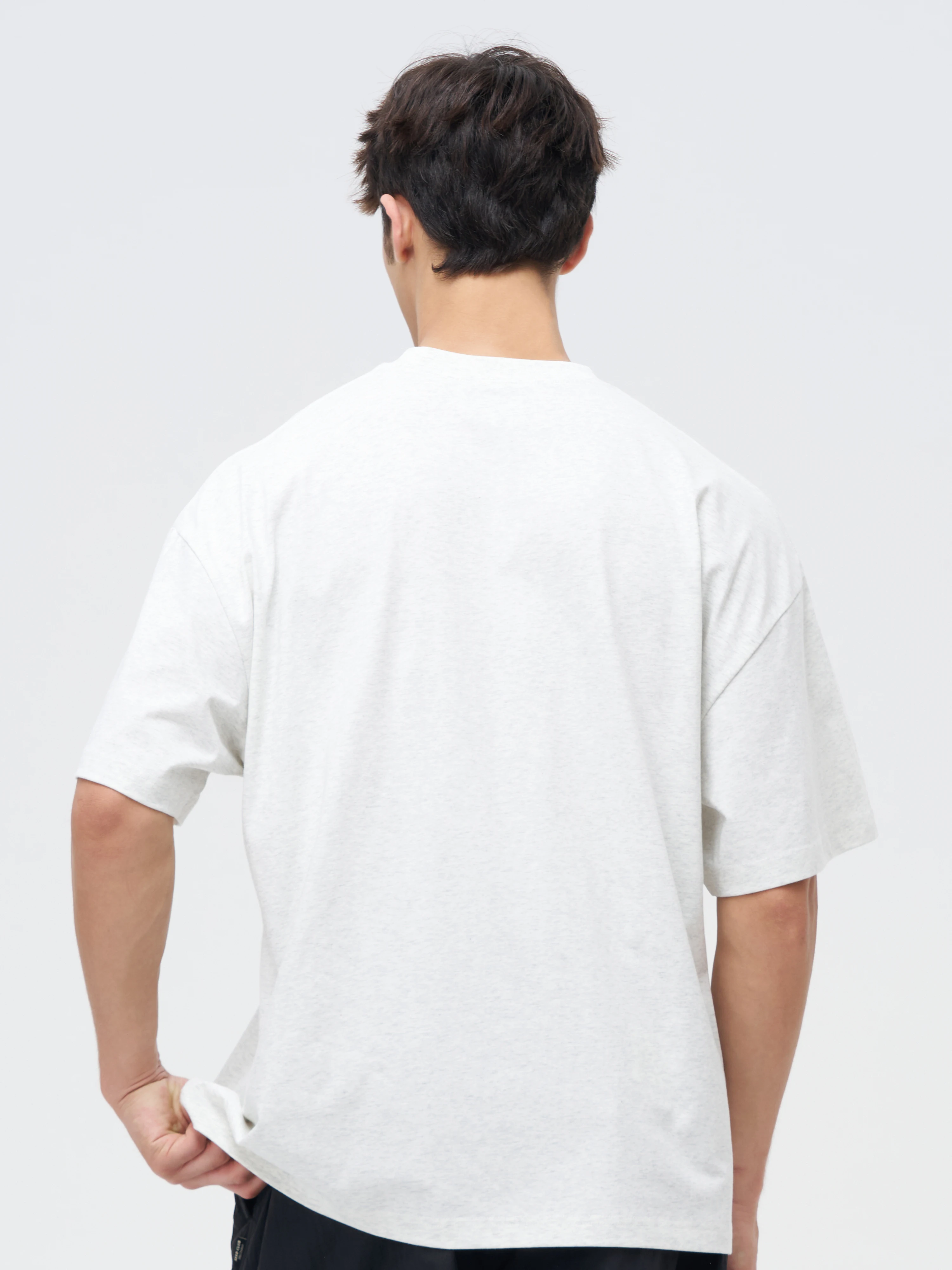 メンズ私服で「暑さ対策」と「着こなしの自由」を両立するには？