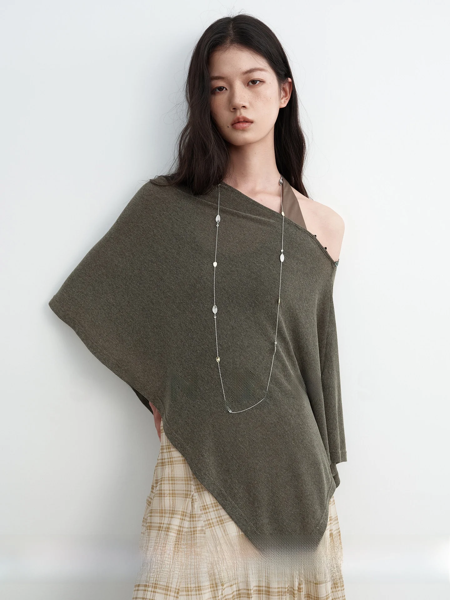 立体ハニカムテクスチャーのノースリーブニットTシャツ：通勤風の女性向けカジュアルスタイルを実現
