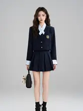 学院風の秋冬コーディネート！深い紺色トップスとプリーツミニスカート（セットアップ対応）